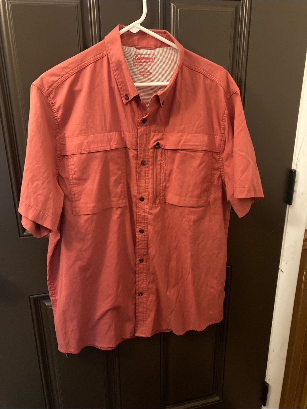 Coleman Men's Short Sleeve Button-Down Shirt in Coral